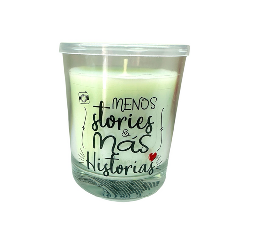 Vela aromática en vaso con mensaje « menos stories y mas historias»