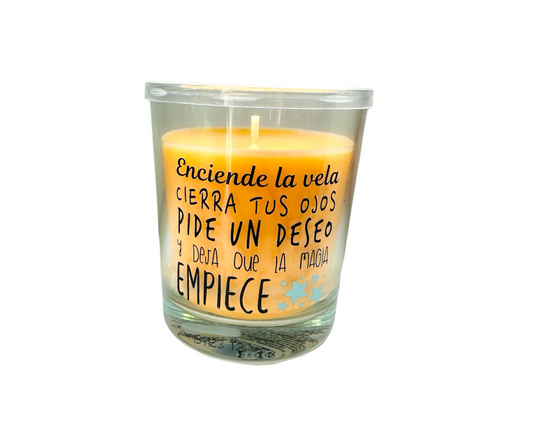 Vela aromática en vaso con mensaje « enciende la vela cierra tus ojos pide un deseo y deja que la magia empiece»